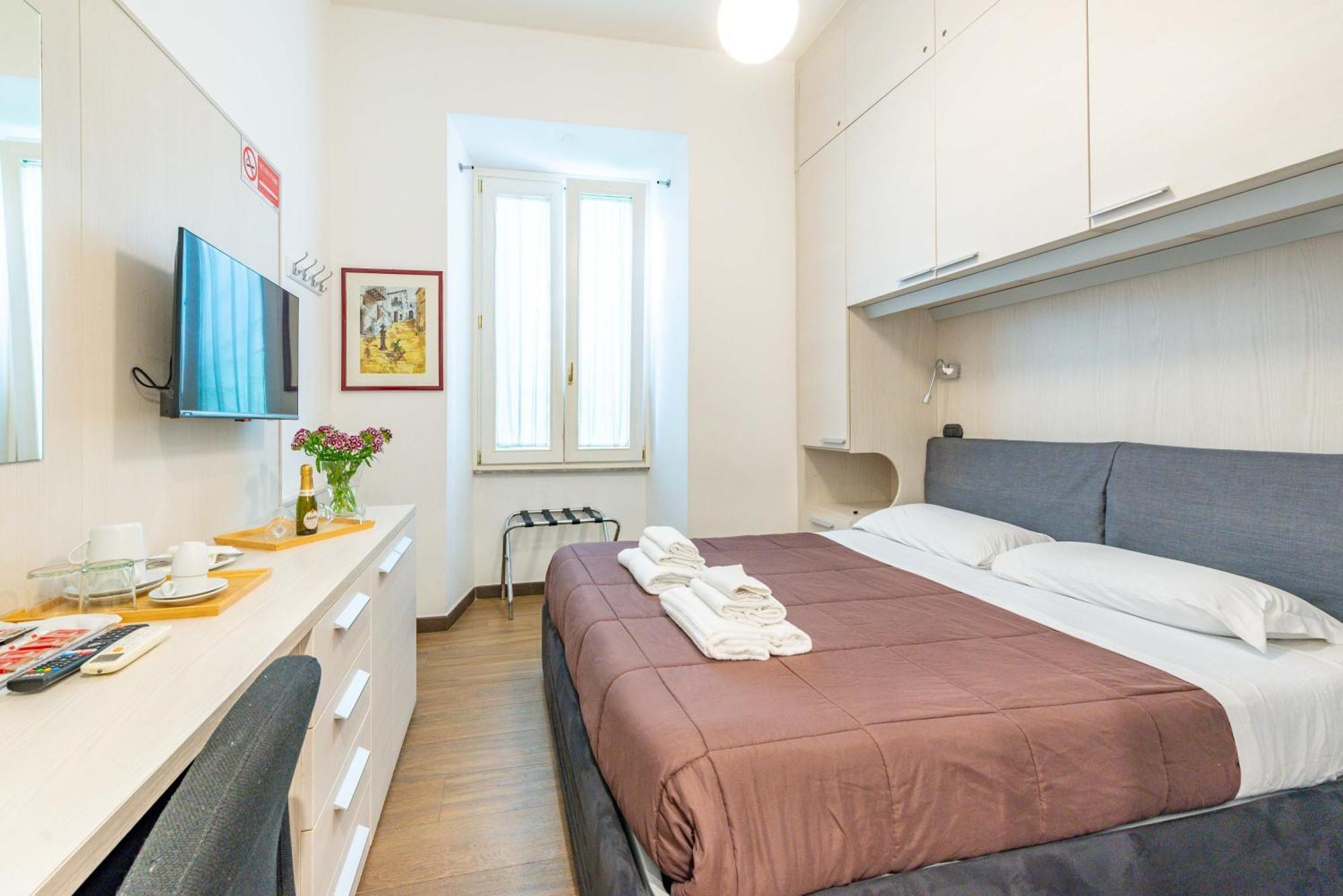 Готель Andenis Tiber House Рим Екстер'єр фото