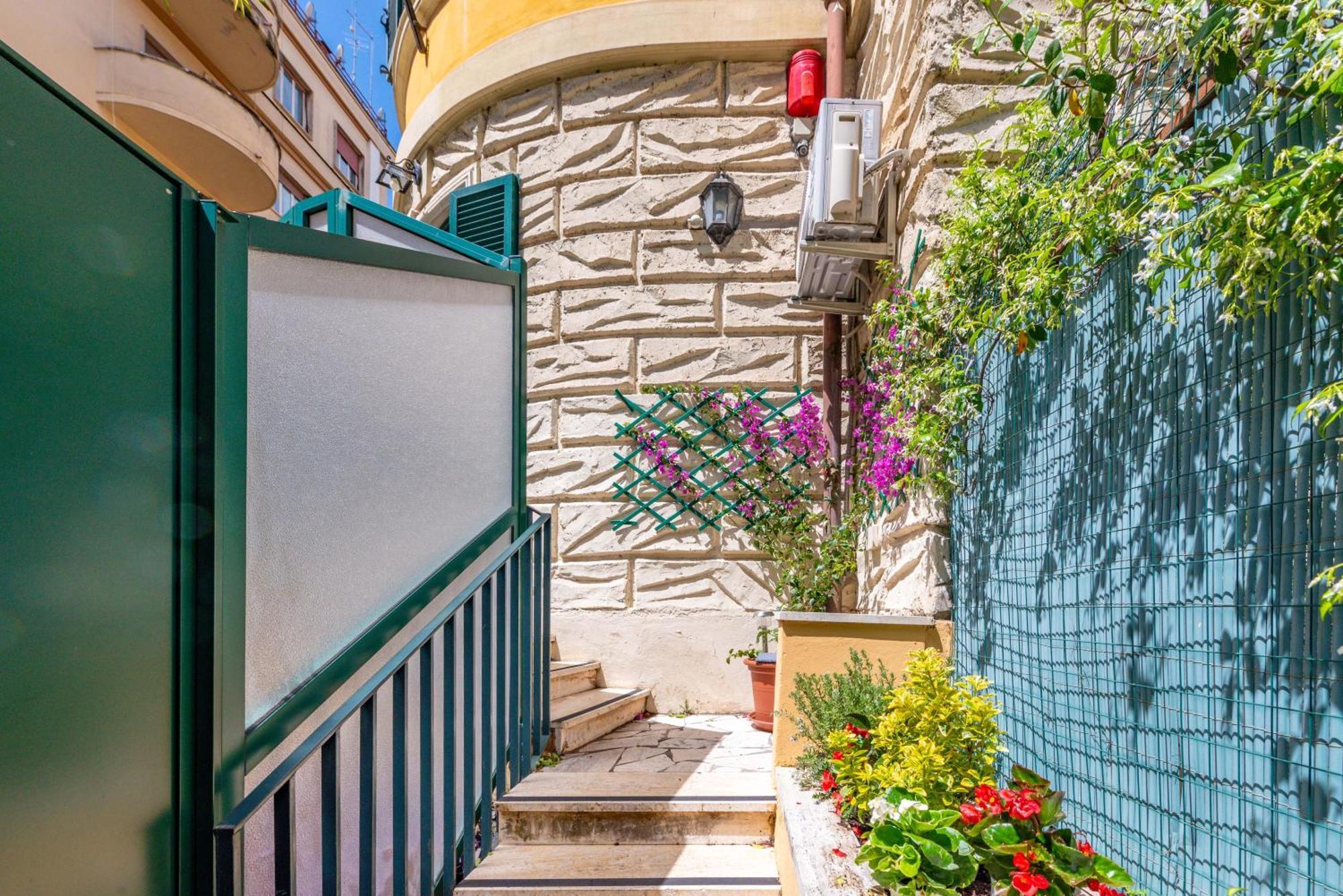 Готель Andenis Tiber House Рим Екстер'єр фото